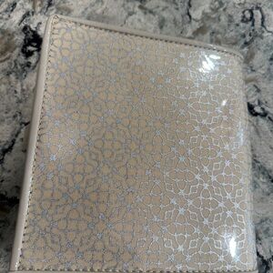 Kendra Scott Travel Jewelry Organizer - Beige with Silver accents